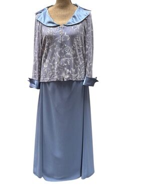 Dusty Blue Floral Maxi Dress with Satin Collar and Cuffs